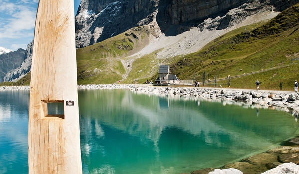 Hiking paradise in front of Eiger, Mönch and Jungfrau