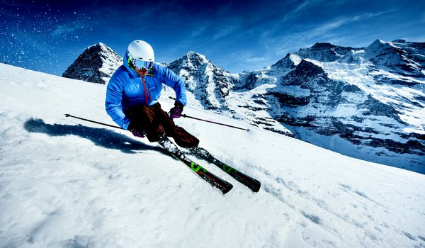 Skifahren vor Eiger, Mönch und Jungfrau