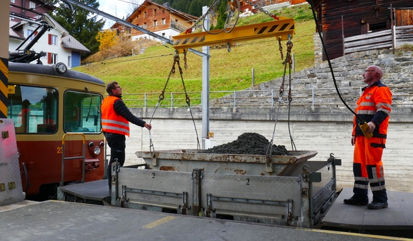 Arbeiten im Bhf Mürren