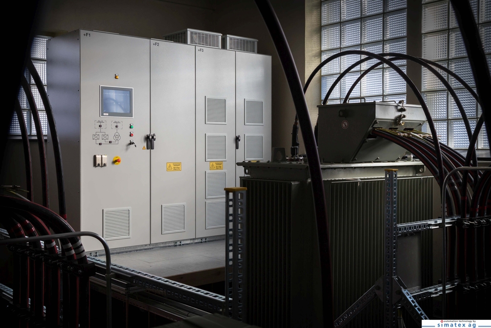 Wechselrichteranlage der Firma Simatex AG im «Umformer Wengen»